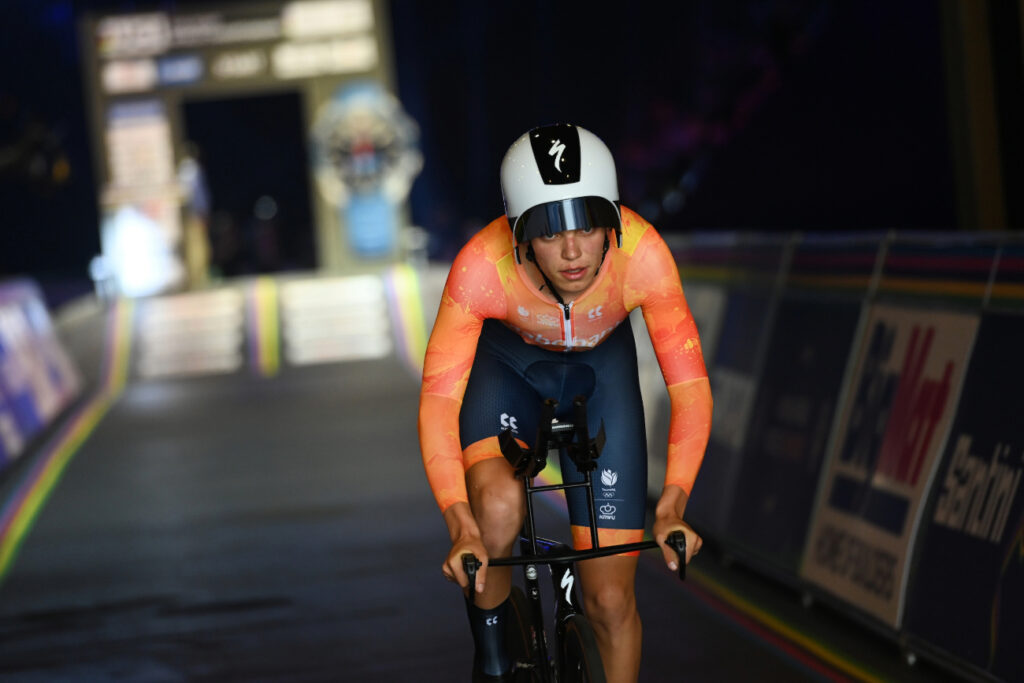 Michiel Mouris s&rsquo;adguge l&rsquo;or sur le contre-la-montre Juniors des Championnats du Monde 2025