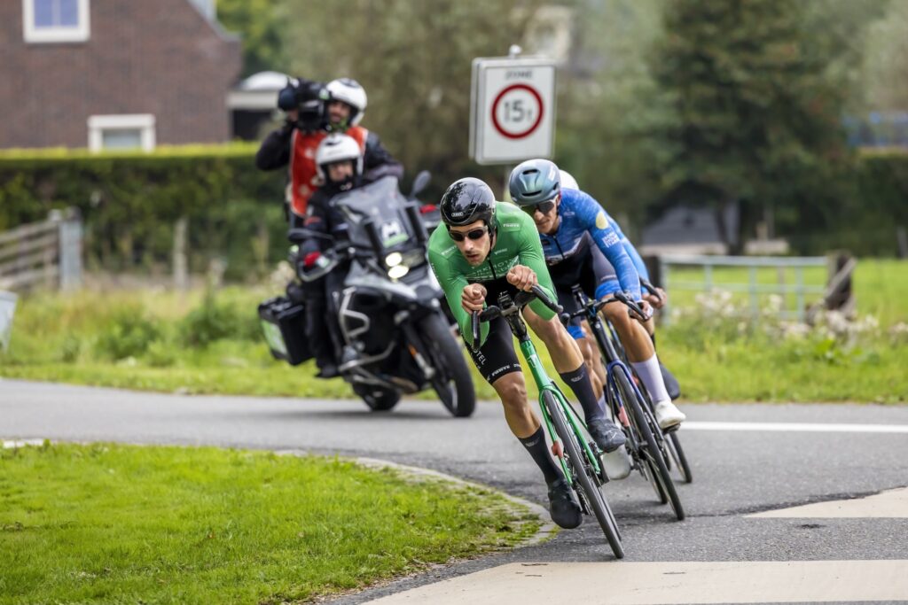 Jan-Willem van Schip exclu du Tour de Hollande 2025 pour v&eacute;lo non conforme