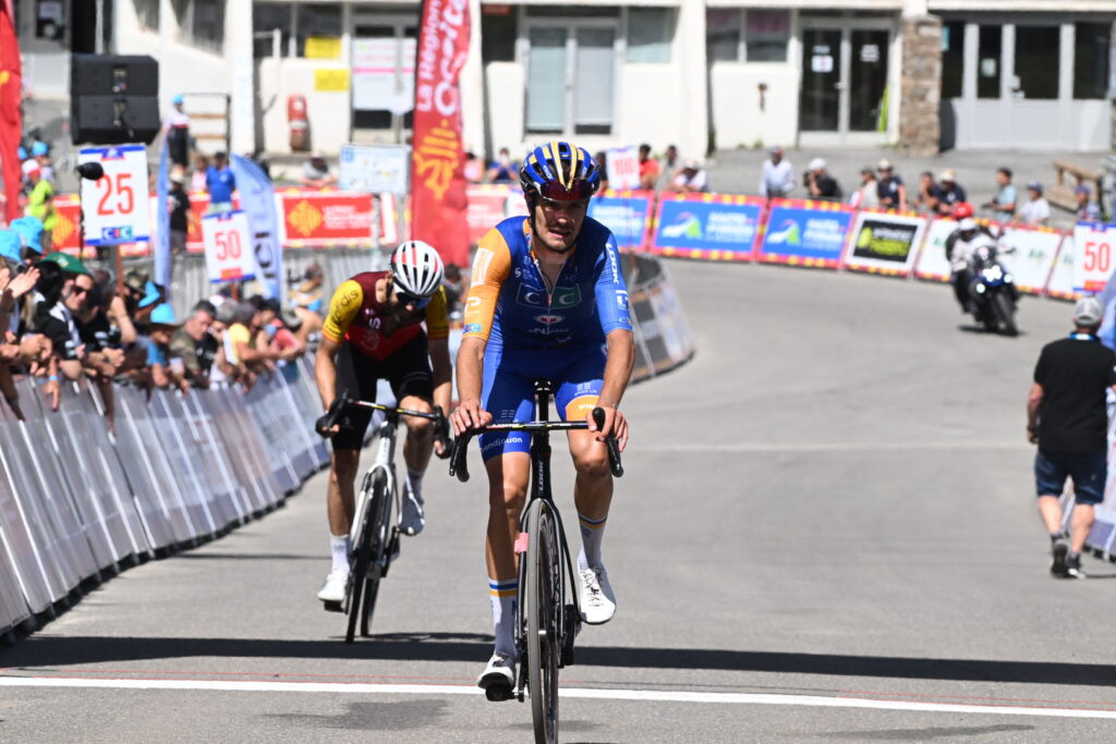 Ya&euml;l Joalland rejoint Cofidis : le jeune grimpeur fran&ccedil;ais pr&ecirc;t &agrave; franchir un cap en 2026