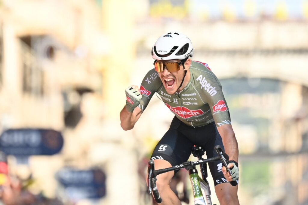 Stefano Oldani signe chez Caja Rural-Seguros RGA pour 2026