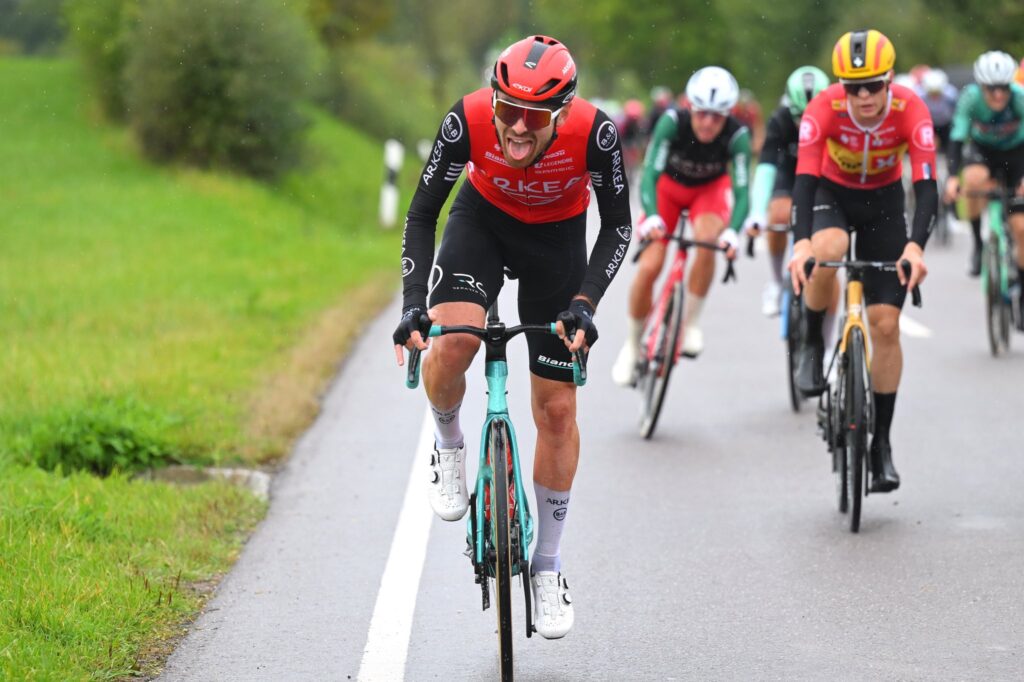 Thibault Guernalec souffre de multiples fractures apr&egrave;s une chute &agrave; l&rsquo;entra&icirc;nement