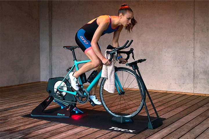 Home trainer v&eacute;lo 2025 : Le guide complet pour bien choisir & acheter
