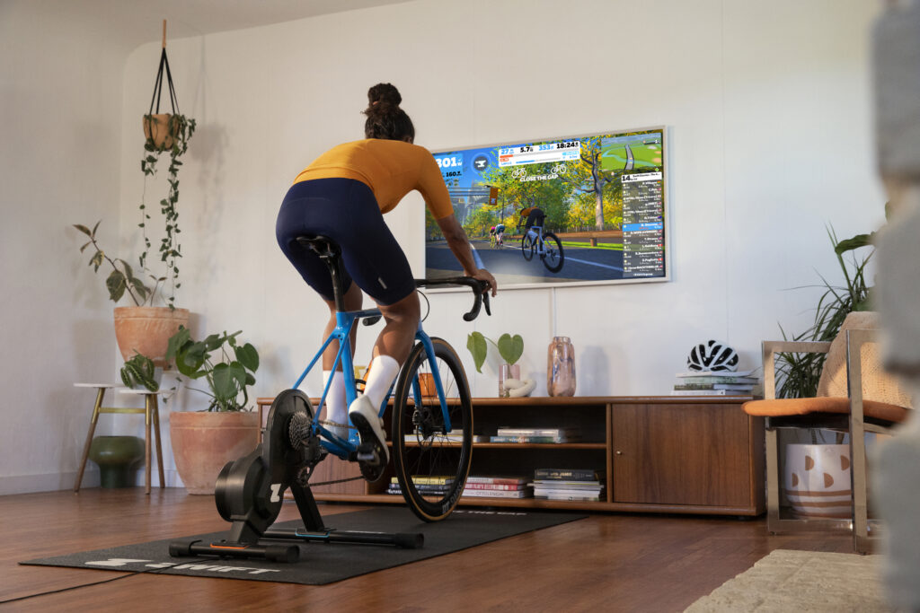 Zwift : tout savoir sur la plateforme d&rsquo;entra&icirc;nement virtuel pour cyclistes