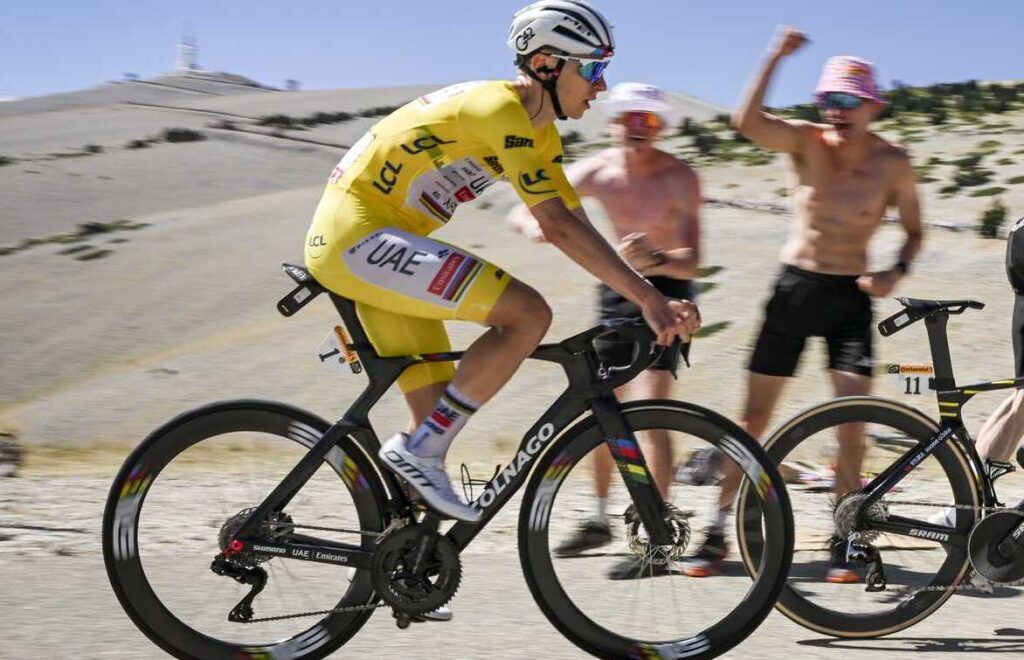 Un v&eacute;lo de Tadej Pogacar vendu aux ench&egrave;res &agrave; 165 000&euro;