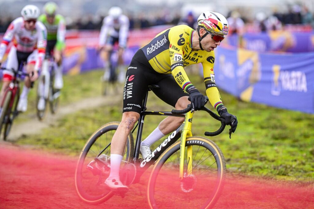 Les coureurs engag&eacute;s &agrave; la 5e manche du Superprestige 2025/2025 de Heusden-Zolder