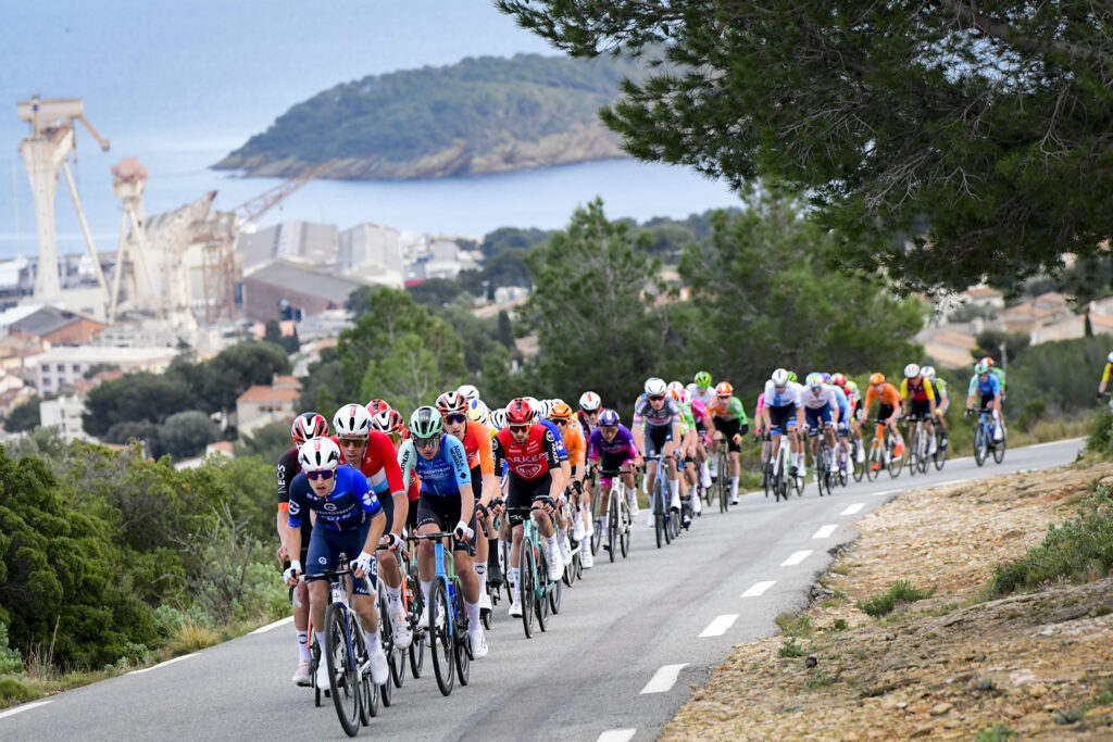 Les 19 &eacute;quipes engag&eacute;es au d&eacute;part du Grand Prix La Marseillaise 2026