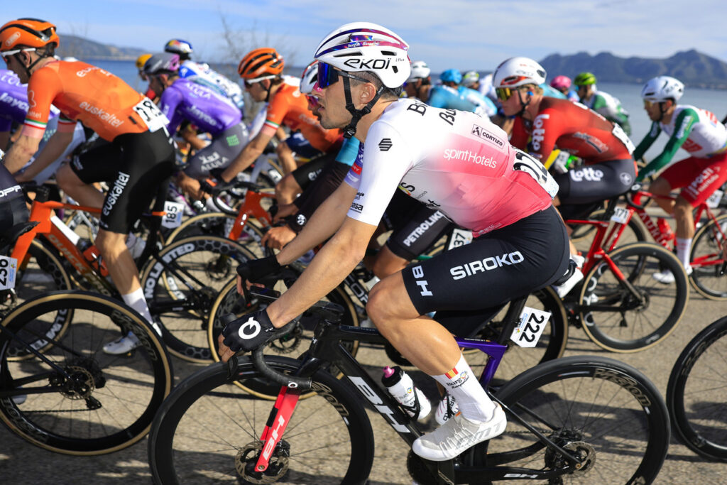 DIRECT : 6 coureurs &agrave; l&rsquo;avant du Trofeo Serra Tramuntana 2026