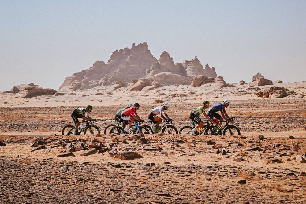 Le parcours de l&rsquo;AlUla Tour 2026 r&eacute;v&eacute;l&eacute; : du vent et deux arriv&eacute;es au sommet