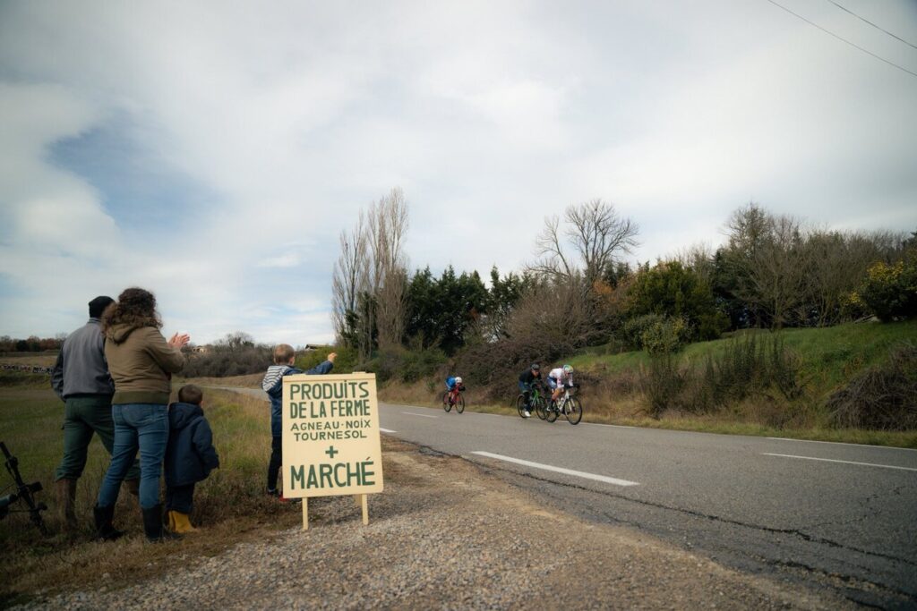 DIRECT : 6 hommes en t&ecirc;te de la 2e &eacute;tape du Tour de la Provence 2026, dont 3 Fran&ccedil;ais ! (Mis &agrave; jour)