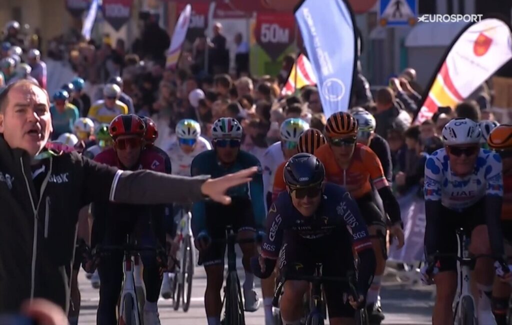 Emīls Liepiņ&scaron; s&rsquo;adjuge &laquo;&nbsp;au sprint&nbsp;&raquo; l&rsquo;&eacute;trange 2e &eacute;tape du Tour de Murcie 2026 &hellip; longue de 10 kilom&egrave;tres !