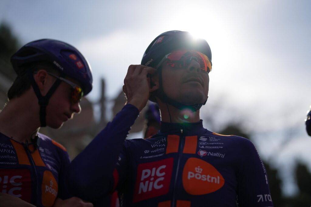 Fracture de la clavicule pour Warren Barguil sur le Tour des Alpes-Maritimes 2026