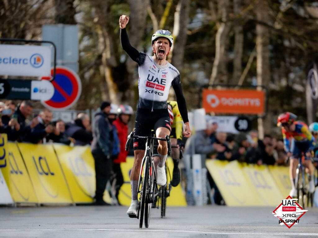 Jo&atilde;o Almeida vise la victoire au Tour d&rsquo;Algarve 2026 : &laquo;&nbsp;Une exp&eacute;rience qui fait la diff&eacute;rence&nbsp;&raquo;