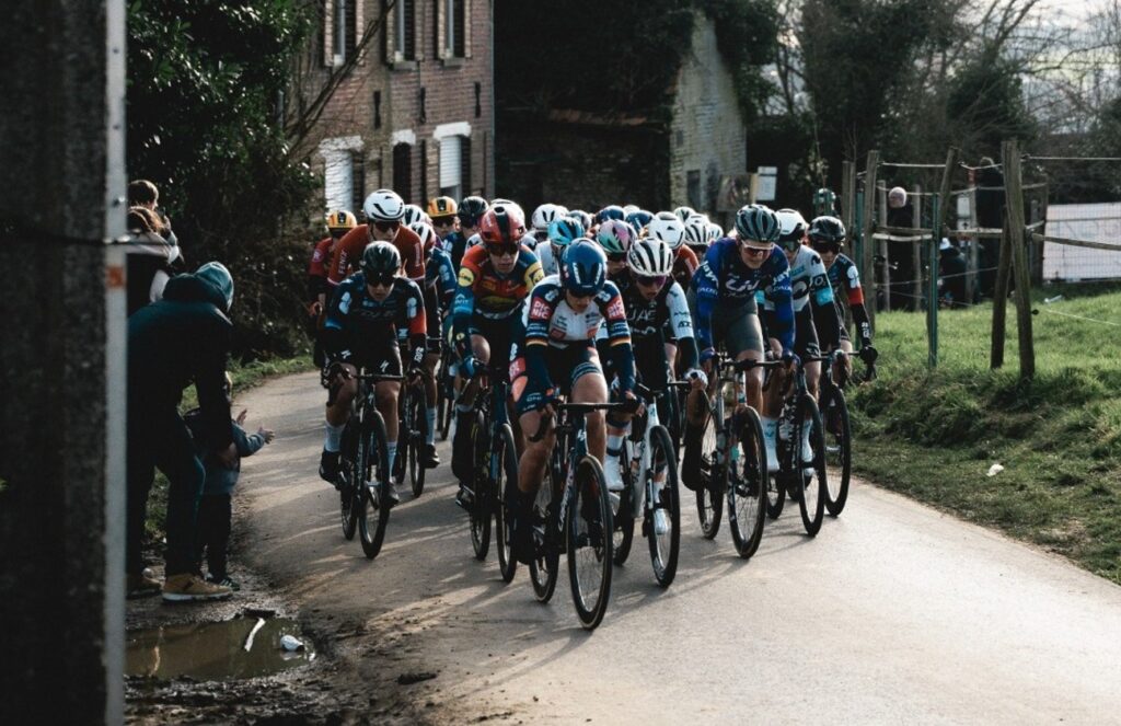 La pr&eacute;sentation de l&rsquo;Omloop Het Nieuwsblad Femmes 2026 : parcours, engag&eacute;es, diffusion TV
