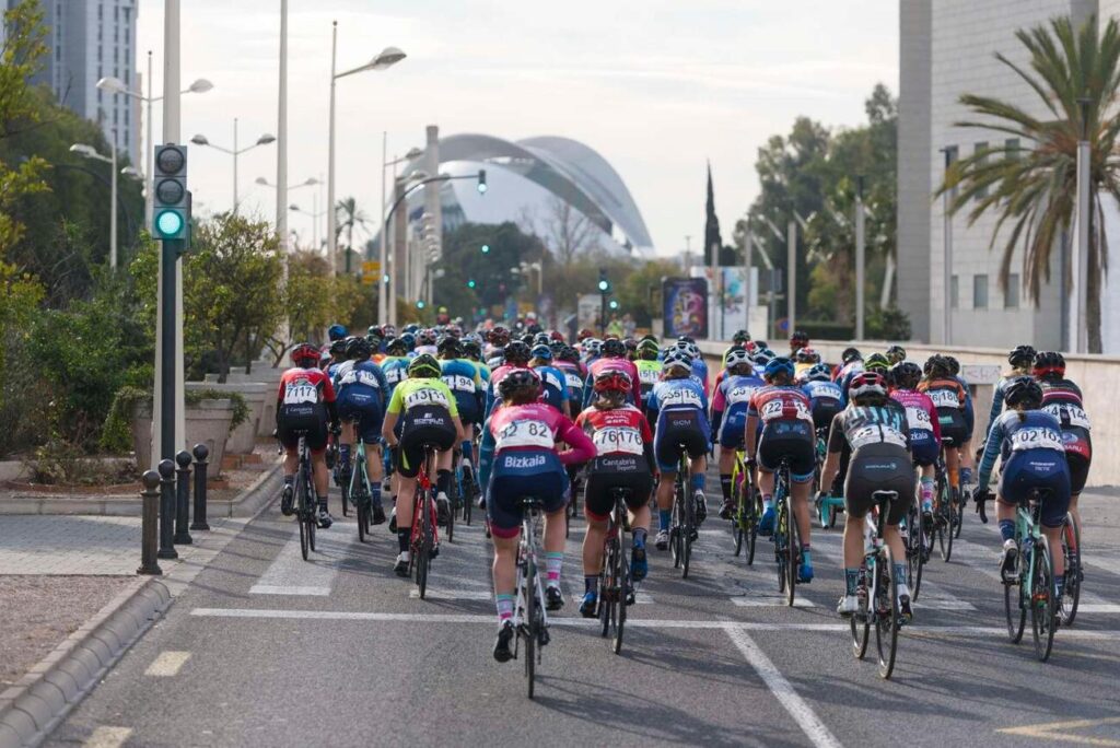 La pr&eacute;sentation de la Vuelta CV Feminas 2026 : parcours, engag&eacute;es et direct