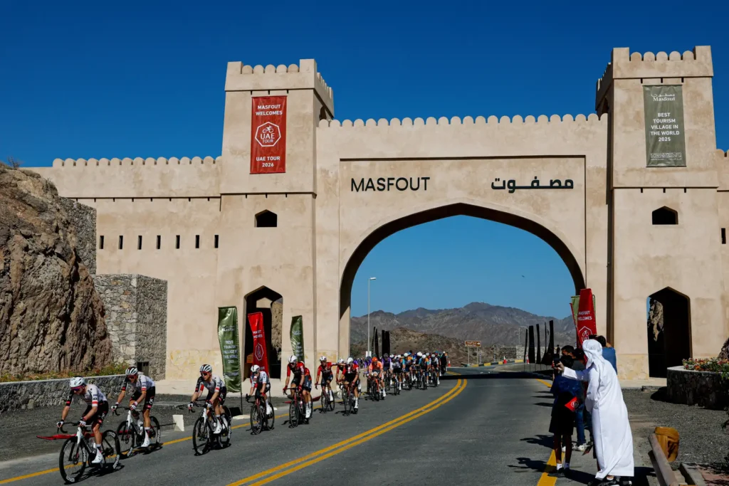 La 5e &eacute;tape de l&rsquo;UAE Tour 2026 : profil, favoris, direct TV