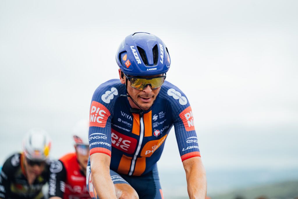 Le bilan m&eacute;dical s&rsquo;alourdit pour Warren Barguil
