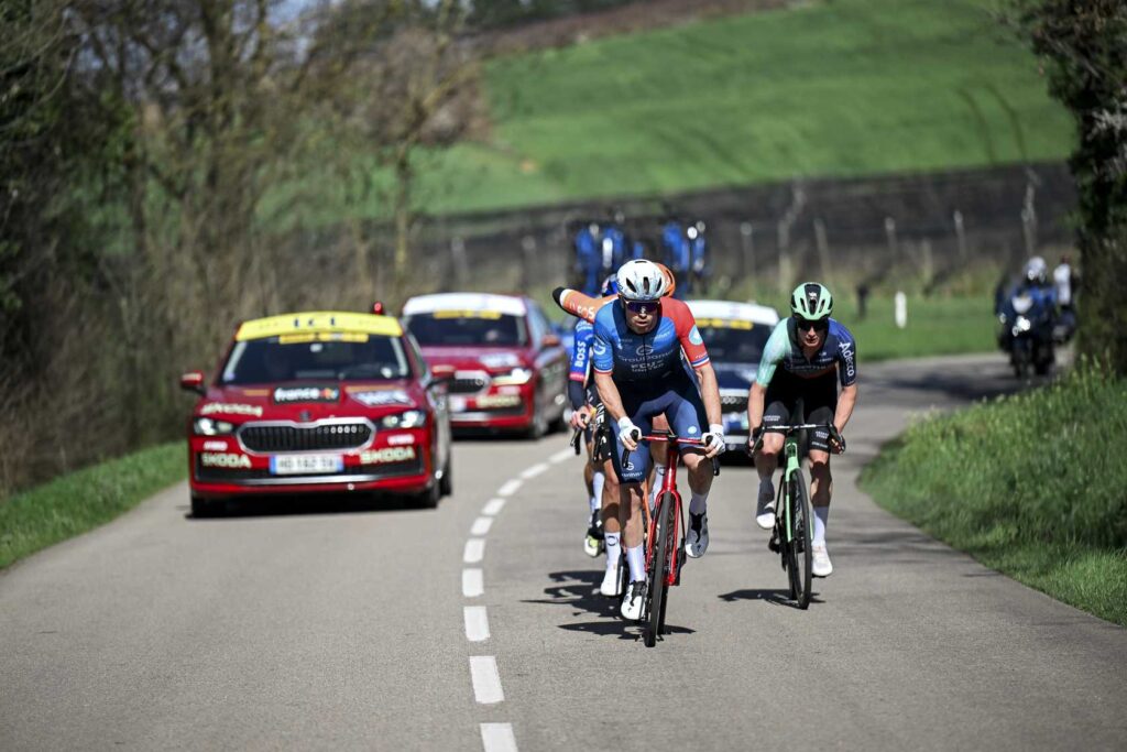 La 6e &eacute;tape de Paris-Nice 2026 : profil, favoris, direct TV