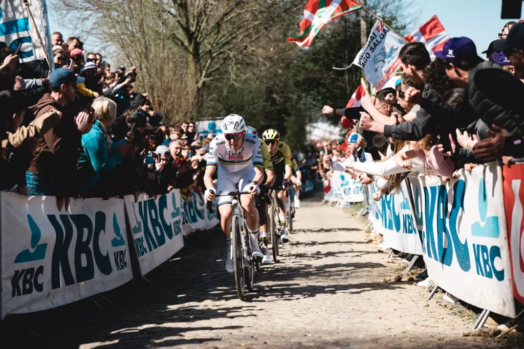 Les principaux engag&eacute;s du Tour des Flandres 2026 : van der Poel, Pogacar, van Aert&hellip;