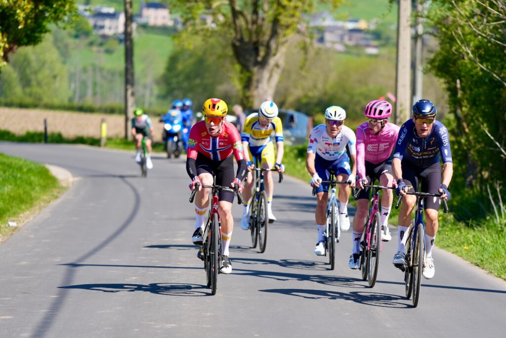 DIRECT : 6 coureurs &eacute;chapp&eacute;s dont 1 Fran&ccedil;ais sur la Fl&egrave;che Wallonne 2026