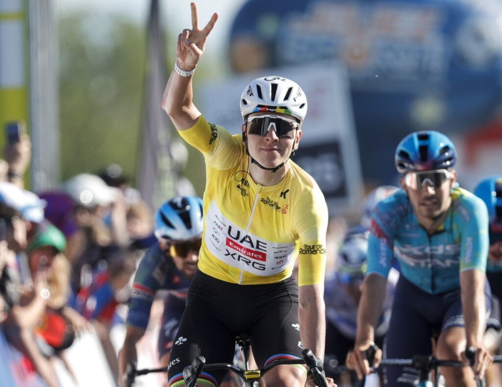 Tadej Pogacar, encore lui, sur la 2e &eacute;tape du Tour de Romandie 2026, Dorian Godon 2e
