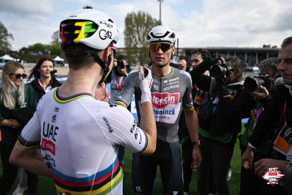 La liste des coureurs engag&eacute;s au d&eacute;part du Tour des Flandres 2026