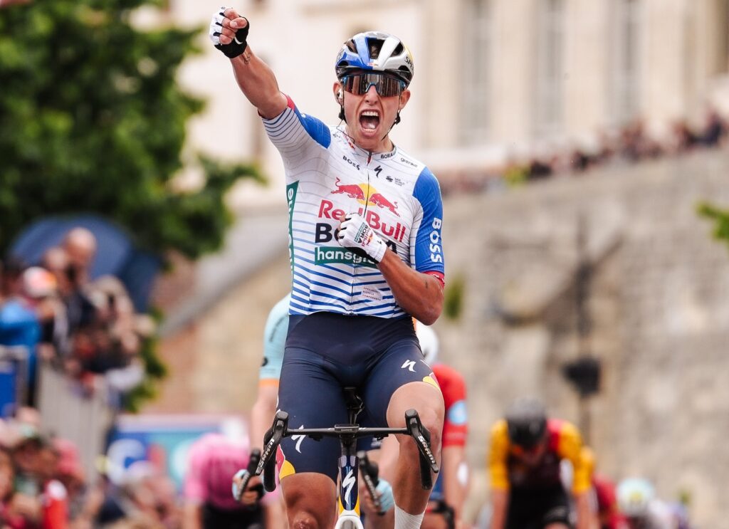 Laurence Pithie ouvre le bal sur la 1e &eacute;tape des 4 Jours de Dunkerque 2026, Bryan Coquard 2e
