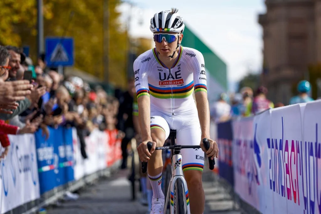 Tadej Pogacar finalement au d&eacute;part de La Vuelta 2026 ?
