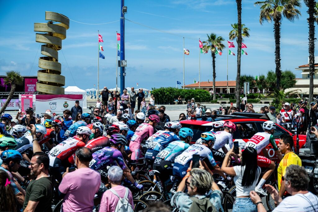 Comment regarder le Giro 2026 en direct &agrave; la TV ? Cha&icirc;nes et horaires