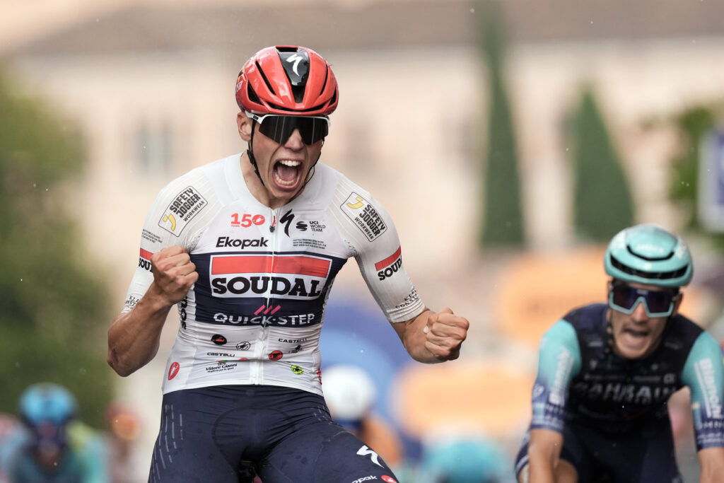 Un Paul Magnier au-dessus du lot empoche la 18e &eacute;tape du Giro 2026