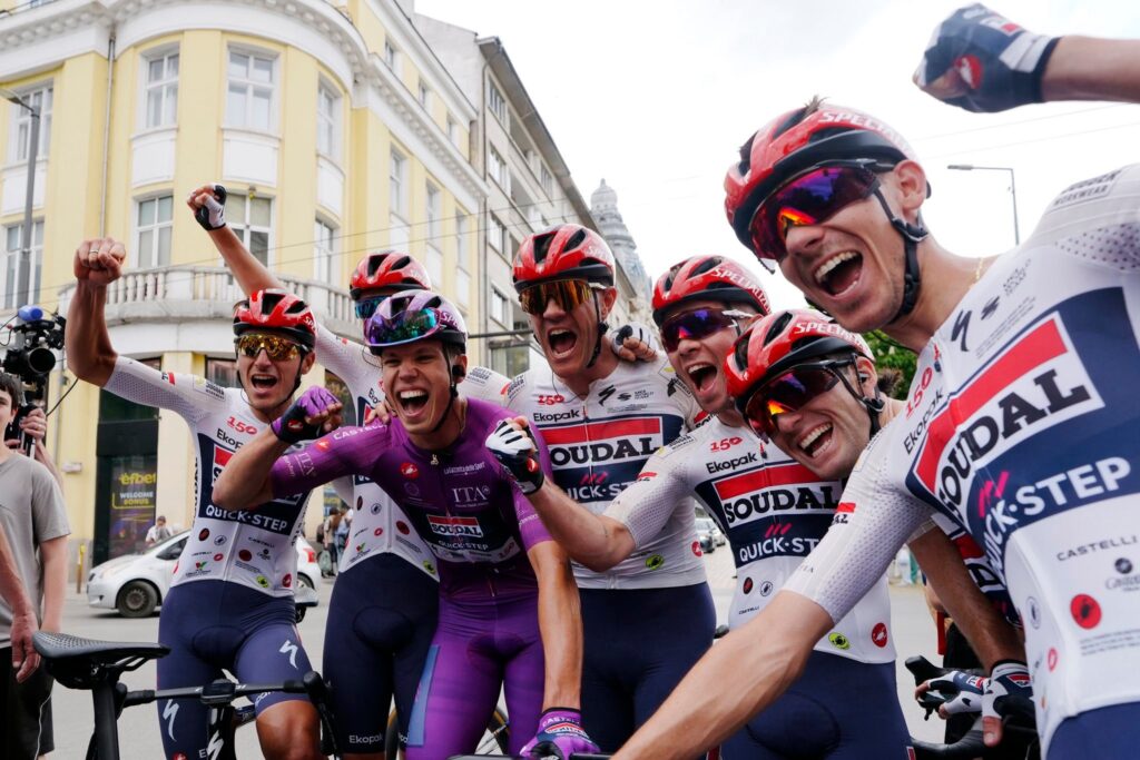 Paul Magnier victorieux sur le Giro 2026 : &laquo;&nbsp;Je suis dans le gratin du sprint mondial&nbsp;&raquo;