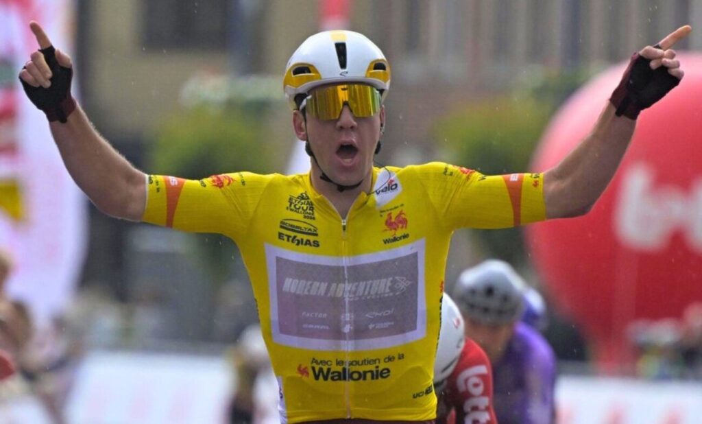 Ben Oliver s&rsquo;adjuge la 5e &eacute;tape du Tour de Wallonie 2026 et d&eacute;croche la victoire finale !