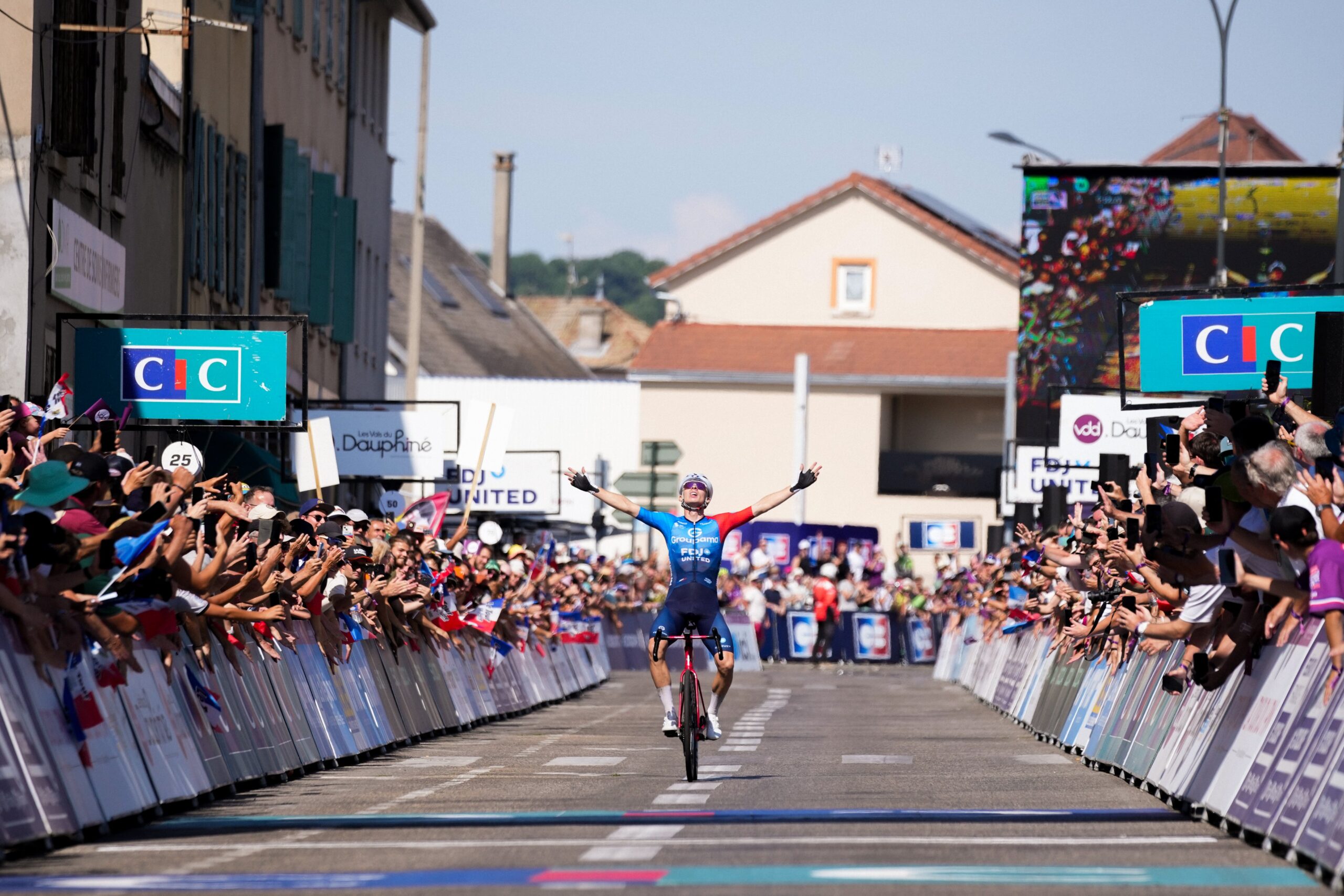 Romain Gr&eacute;goire prend le titre en solitaire sur les Championnats de France 2026