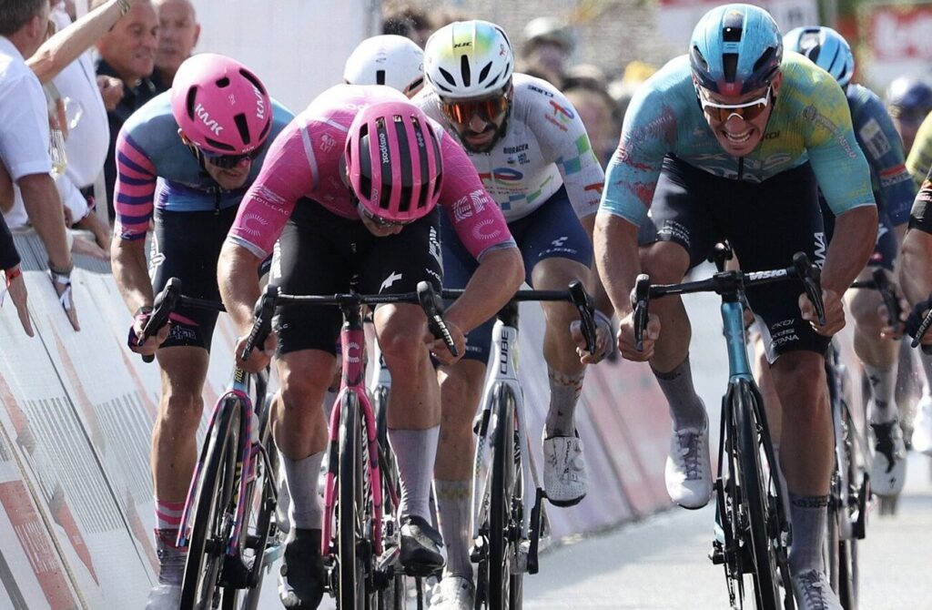 Noah Hobbs remporte au sprint la Heistse Pijl 2026